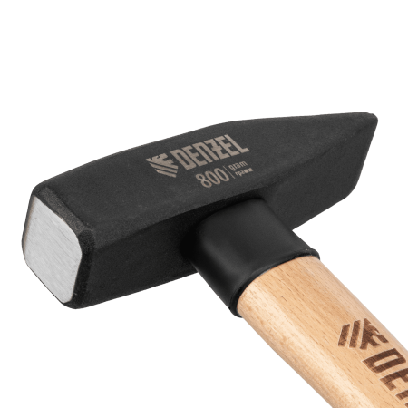 Молоток слесарный DENZEL 800 г, кованый квадратный боек, буковая рукоятка