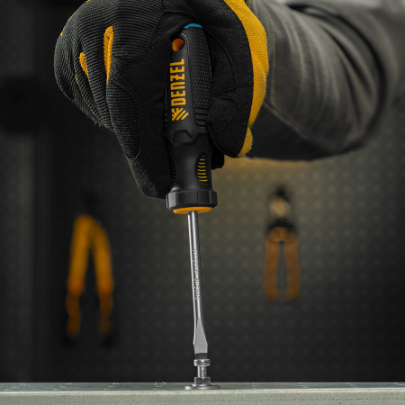 Отвертка DENZEL SL5x75 мм, CrV, трехкомпонентная рукоятка