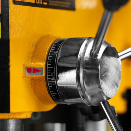 Станок сверлильный DENZEL DDM-550L, 550 Вт, 16 мм, 12 ск., лазер, настольный