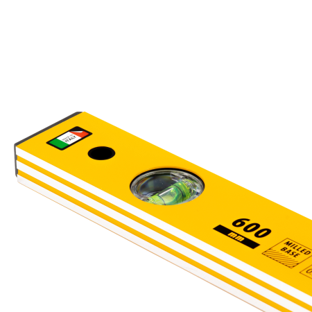 Уровень алюминиевый DENZEL 33681, 600 мм, 3 глазка, фрезерованный