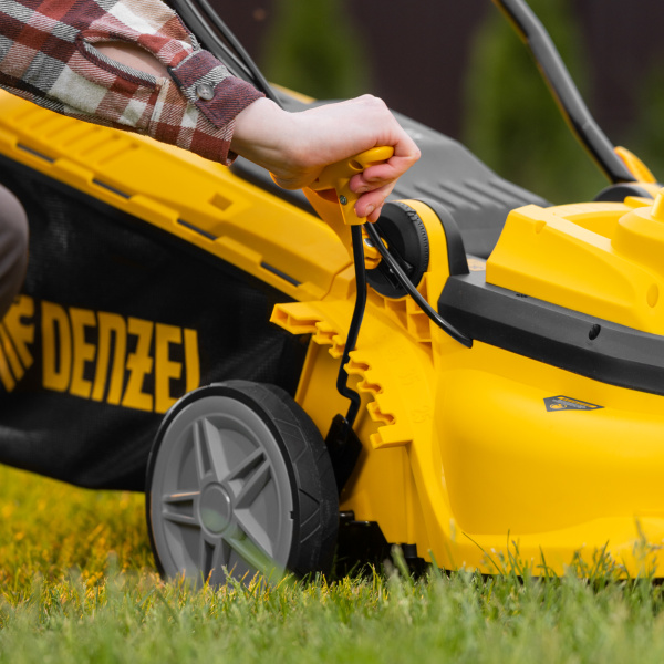 Газонокосилка электрическая DENZEL GMC-1800, шир. 38см, 1800 Вт, 6 уров., травосб. 35 л