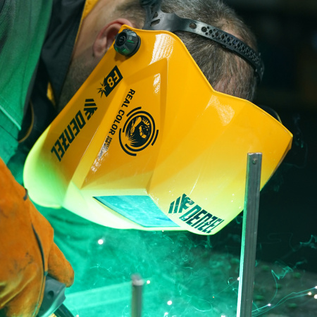 Щиток защитный лицевой DENZEL (маска сварщика) F8, см. окно 100х50, Real Color, DIN4/5-8/9-13