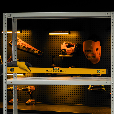 Уровень алюминиевый DENZEL магнит., фрезерованный, 3 глазка (1 зеркал.), 0,5 мм/м, 1000 мм