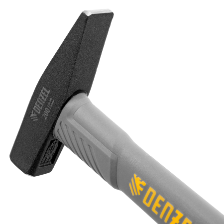 Молоток слесарный DENZEL 200 г, кованый, фибергласовая  рукоятка c TPR покрытием Молоток слесарный DENZEL 200 г, кованый, фибергласовая  рукоятка c TPR покрытием