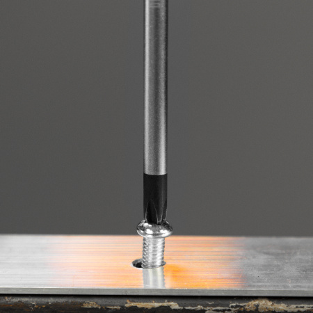 Отвертка DENZEL PH2х150 мм, S2, 3к рукоятка Отвертка DENZEL PH2х150 мм, S2, 3к рукоятка