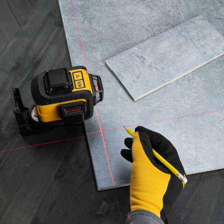 Лазерный уровень DENZEL LX 360-3 Red, 30 м, 635 нм, Li 2800 мАч, 5/8 дюйм