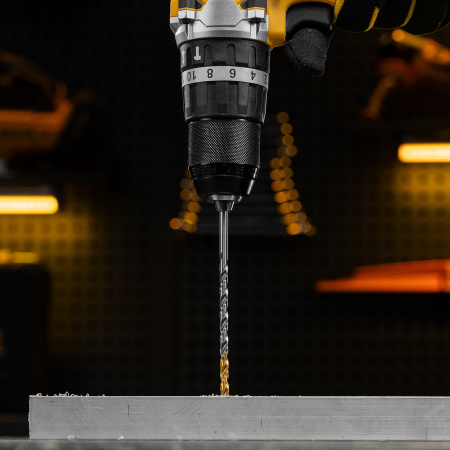 Сверло спиральное по металлу DENZEL 5 х 132 мм, Р6М5, Golden Tip, удлиненное