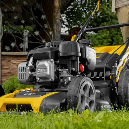 Газонокосилка бензиновая DENZEL GLR-460SP-ZS, 149 см3, ширина 46 см, привод, травосборник 65 л