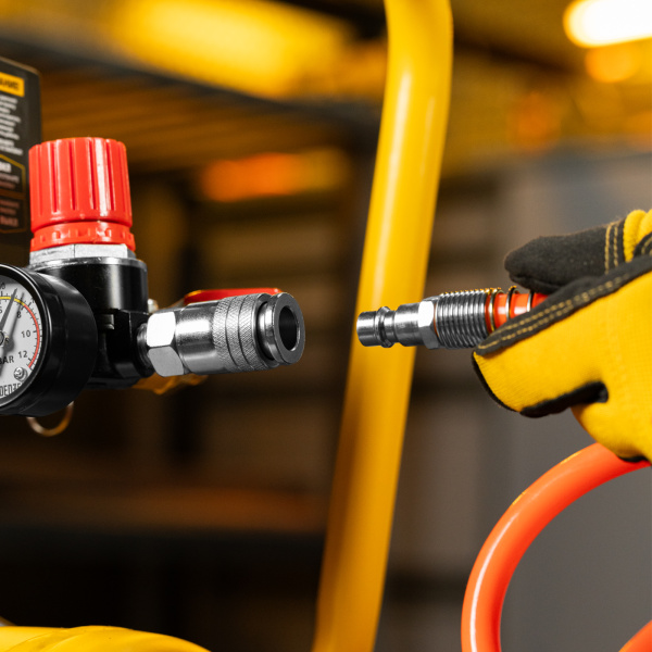 Компрессор безмасл. малошумный DENZEL DLP-950/24, 950Вт,24 л, 2850 об/мин, 170 л/мин