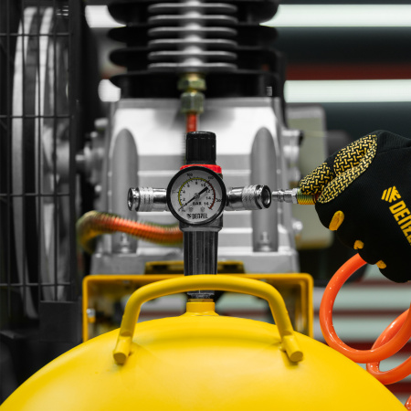 Компрессор воздушный DENZEL BCI3000-T/200, 3.0 кВт, ременный привод, 200 литров, 530 л/мин