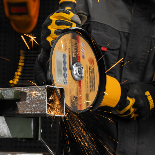 Круг отрезной по металлу DENZEL 73784, 180 x 2.5 x 22.2 мм