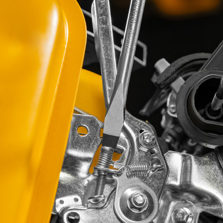 Отвертка DENZEL SL8x150 мм, CrV, трехкомпонентная рукоятка