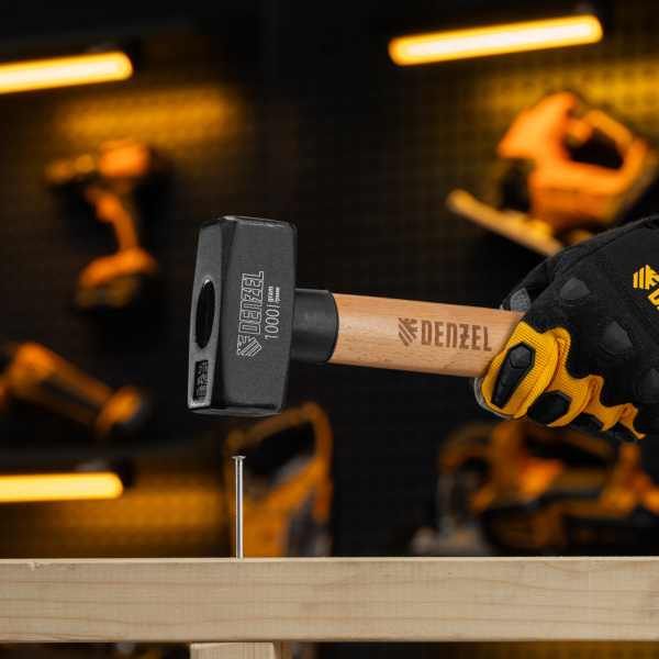 Кувалда DENZEL 1000 г, кованая головка, буковая рукоятка
