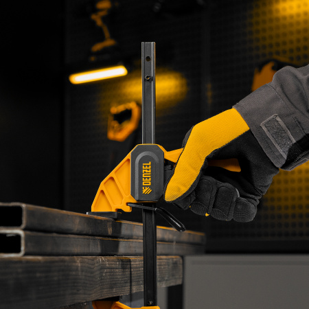 Струбцина DENZEL F-образная, быстрозажимная, 150 х 55 мм, усиленный нейлоновый корпус