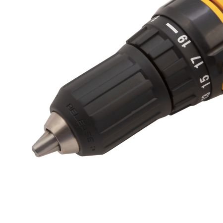 Аккумуляторная дрель-шуруповерт DENZEL CDL-IB-18-02, 18 В, Li-Ion, 2 x 1.5 Ач