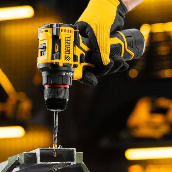 Дрель-шуруповерт аккумуляторная бесщет. DENZEL CDH-BL-12, Li-Ion, 12 В