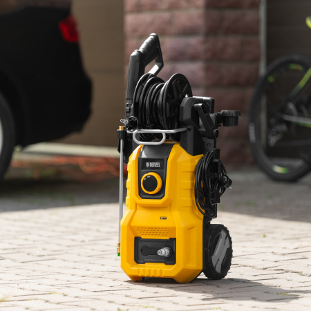 Моечная машина высокого давления DENZEL R-180iD, 2000 Вт, 180 бар, 420 л/ч, асинхронный двигатель, с барабаном