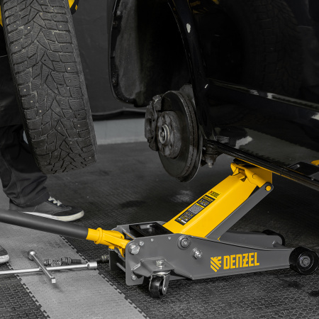 Домкрат гидравлический подкатной DENZEL 3 т, 125-470 мм, быстрый подъем, проф.